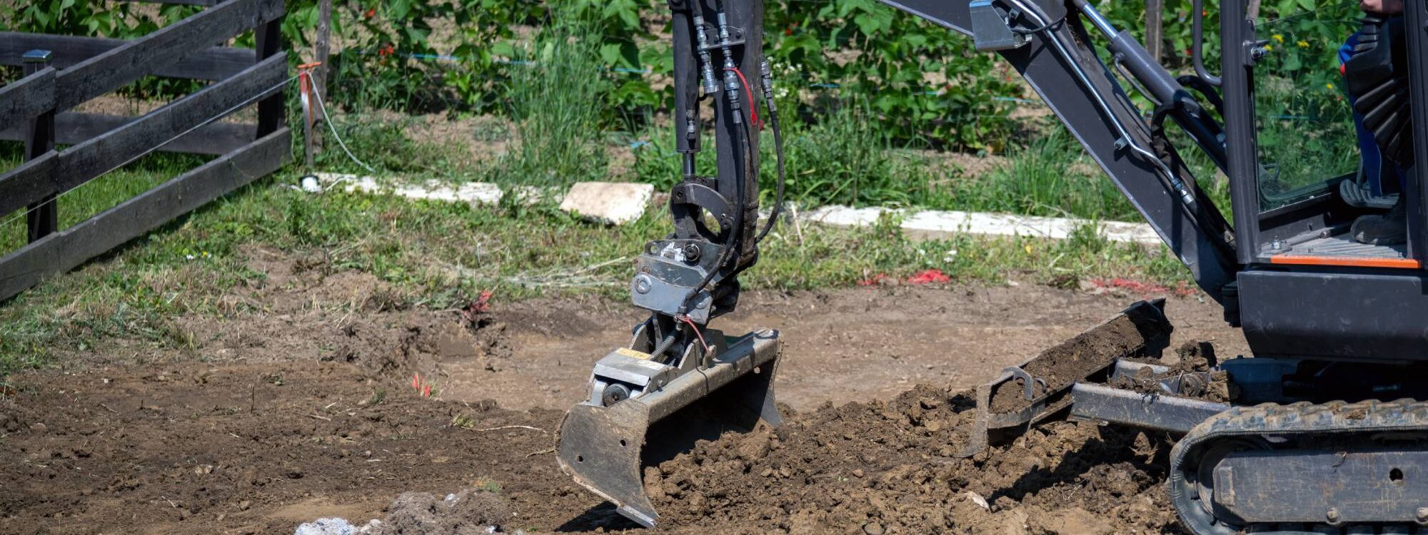 MINI_PELLE 2000X750 | Hans maçonnerie Quelles sont les erreurs à éviter lors des travaux de terrassement ? Wittenheim